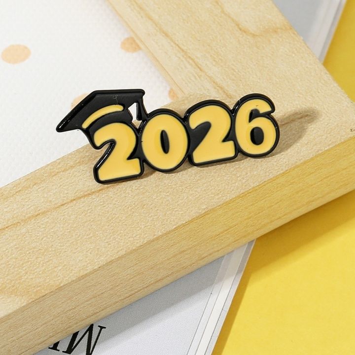 วิธีใช้งาน python ผ่าน... KUMAYES ชั้นเรียนปี 2026 ป้ายฤดูการสำเร็จการศึกษา โลหะผสม ดำทอง เข็ม ...