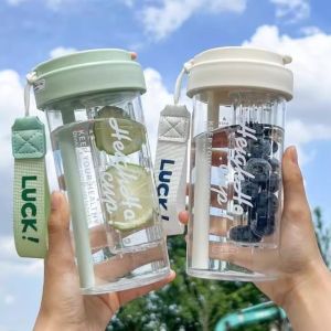 VMCTRD Transparent Sports Water Bottle 600ml with Tea Strainer Reusable Plastic Cup  with Scale Straw Water Cup Outdoor