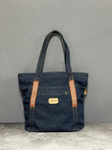 AEIOU No.291 กระเป๋ายีนส์ Girlish ทรงสะพายไหล่ Shopping รุ่น Line Sport ลิขสิทธิ์แท้