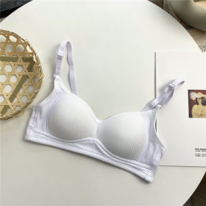 Whitgo【การจัดส่ง 2-3 วัน】ซื้อ 2 แถม 1 เสื้อในผู้หญิง สีที่แข็งแรงผลักดันชั้นหนังขึ้น ชุดชั้นในไร้สายที่สะดวกสบายสำหรับผู้หญิง