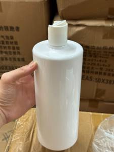 1000ml botol kosong plastik PET plastic full white FLAT SHOULDER 1000ml PET empty bottle with pump cap/lotion/gel(perfume) travel refillable