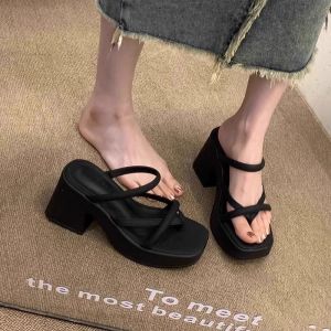 [Free Shipping] High-End Chunky-Heeled Sandals For Petite Women New Summer Style Simple Toe-Post Design Elegant High-Heeled Sandals For Outdoor Wear
