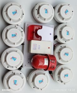 Báo cháy báo khói tư động không dây đấu nối sẵn phat sóng radio của hãng Điện Tử Bình Minh hàng chính hãng