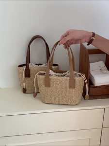 Women Straw Shoulder Bag Large Capacity Crossbody Bag Hand-woven Handbag Fashion Summer Beach-Bag Trendy Messenger Bag