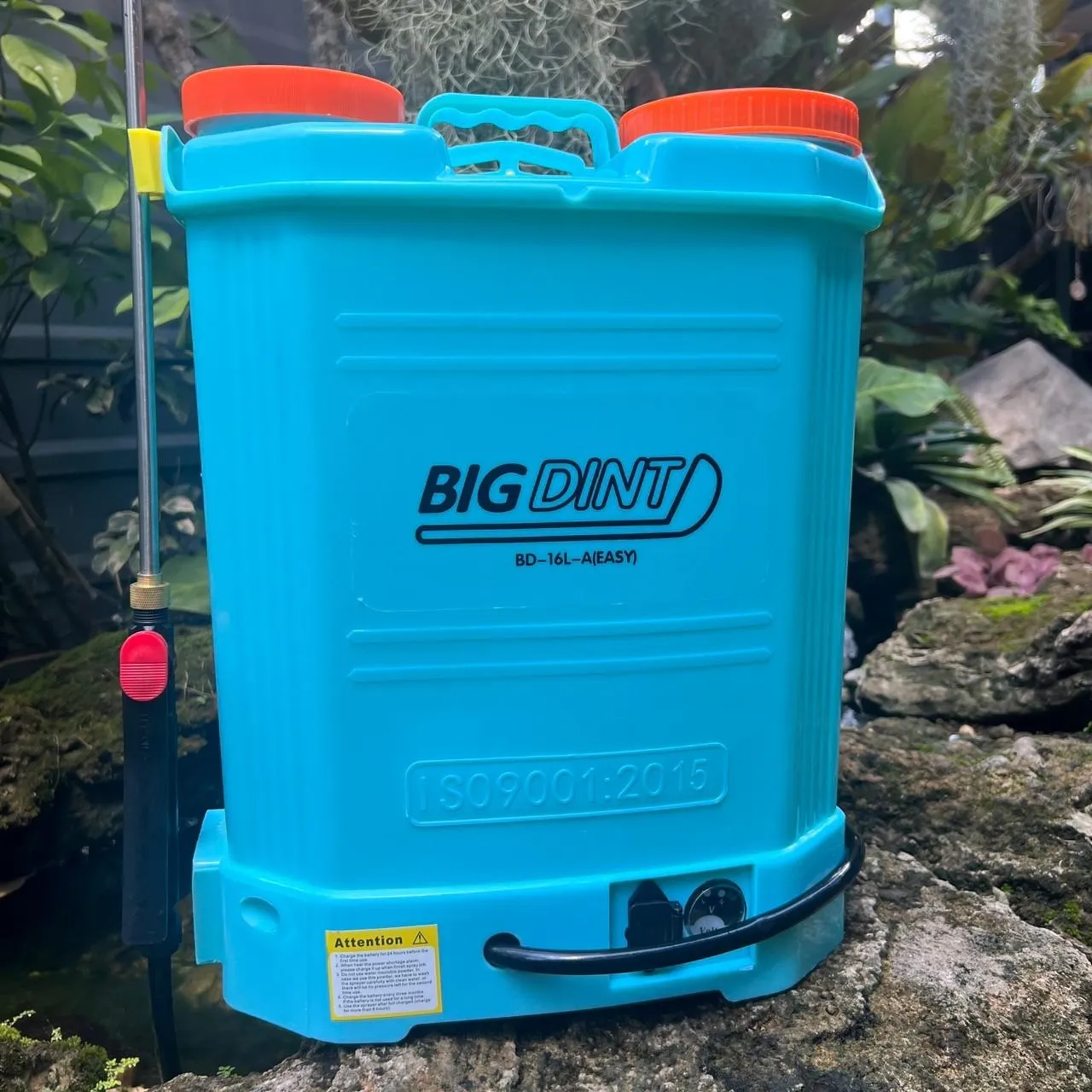 เครื่องพ่นยา 16-20 ลิตร พ่นไกล ปั้ม 6.8บาร์ แรงดันจริง 10 บาร์ พ่นไกล10 เมตร แถมฟรี ด้ามพ่นสอตนเลส และ หัวทองเหลือง