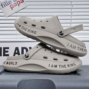 Fashion High Quality Sandals Men 2025 Summer New Hole Shoes Casual Net Red Breathable Lightweight Beach Shoes