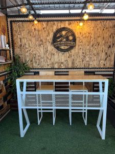 IRONSERVICE ชุดโต๊ะบาร์ เก้าอี้มีพนักพิง ขาทรงตัว K " เฟอร์นิเจอร์ โครงเหล็กกันสนิม ตกแต่งภายในและภายนอก มีประกัน " (จัดส่งรวดเร็ว)