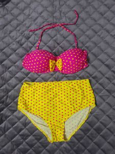 BIKINI CHẤM BI GỢI CẢM