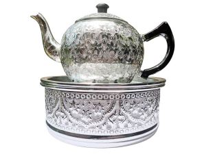 กาน้ำชาลายไทยขนาด 14 ซม. พร้อมถาดน้ำชา ขนาด 18 ซม. Tea Kettle 14 CM. with Tea Tray 18 CM. ตราเพชร Diamond brand.