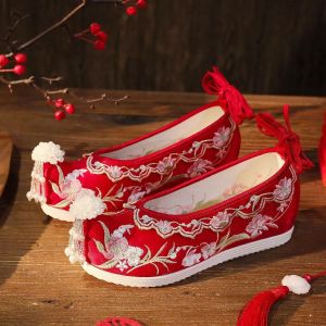 ZEEMIN 2024 Womens Chinese Traditional Embroidered Red Wedding Shoe Platform Hidden Heel Beaded Tassel Ankle Frenulum Retro Hanfu Shoe