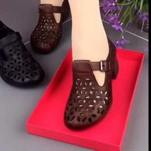 [Free Shipping] Soft Leather Sandals for Women Spring and Summer Vintage Mom Shoes Hollow Breathable Thick Heel Anti-Slip Sandals for Middle-Aged and Elderly Women