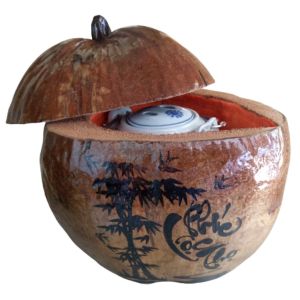 Bộ bình ủ trà trái dừa khắc chữ "Phúc - Lộc - Thọ" / Bình trà 04 - 09 lít / Giữ ấm 3 - 6 giờ / Sản phẩm sản xuất thủ công trứ danh xứ dừa Bến Tre