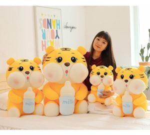 Gấu bông hổ ôm bình sữa siêu dễ thương – Quà tặng thú nhồi bông cọp má phệ bú bình – Size từ 50 cm đến 80 cm – Gối ôm hổ milk cho bé ngủ ngon