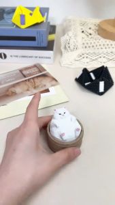 3D Printed Fat Cat Bathtub Wooden Bucket Decoration Decompression Clicker Modern Minimalist Style White Ceramic Cat Figurine