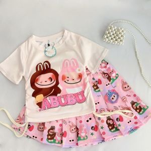 ByKiddos - Setelan Anak Perempuan Motif LABUBU Lengan Pendek dan Rok Pendek Modis Gaya Feminim Baru