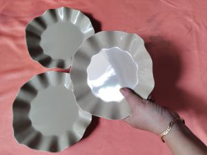 Dĩa tròn sâu hình hoa nhựa melamine trắng bóng / nâu bóng 4 size DH06