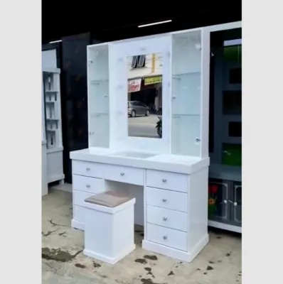 Meja Rias Audy / Meja Rias Lampu