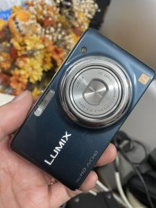 Máy ảnh Lumix DMC FX77 màn hình cảm ứng