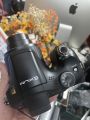 Máy ảnh Casio Exlim EX-FH20. 