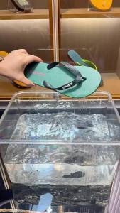 Mens Flip Flops Summer New Anti Slip Simple Trendy Outdoor Beach Casual Sandals Slippers