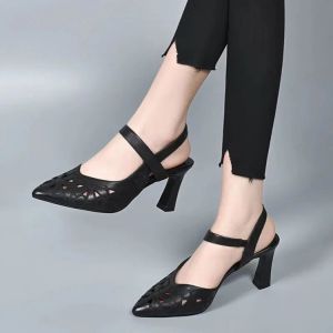 [Free Shipping] Fashionable Dress Shoes High Heels 2026 Summer New Collection Versatile Single-Strap Sandals Chunky Heels Soft Leather Closed-Toe Sandals For Women