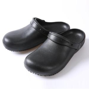 Prelesty Chef Shoes Sepatu Kitchen Pria Waterproof Tidak Licin Fashion Sepatu Koki Clog Kerja Tahan Minyak Keren Full Black 399