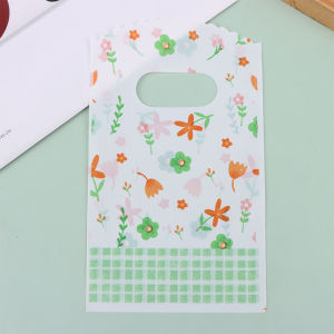 [fenggongshuode] 50Pcs Lot Multi Designs Small Plastic Bag 9x15cm Boutique Gift Bag With Handle Charms Earrings Jewelry Packaging Bags