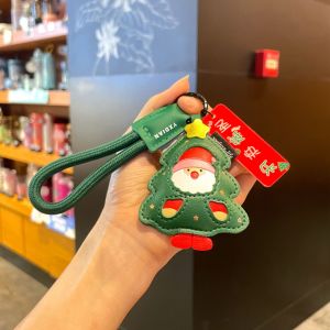 Hot-selling leather Santa Claus keychain cute cartoon exquisite keychain small pendant Christmas decoration