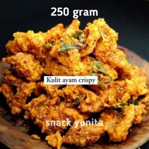 keripik kulit ayam crispy pedas daun jeruk 1/2kg 500gram