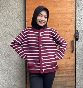 BELINDA KNIT STRIPES CARDIGAN | ATASAN RAJUT KARDIGAN KANCING WANITA MOTIF SETRIP