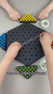 Trò chơi chiến lược Băng cao su triggle Đồ chơi Giáo Dục Gia Đình CHA mẹ-con triggle chuỗi trò chơi với bàn cờ trò chơi cờ vua tam giác