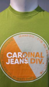 KAOS CARDINAL JEANS REGULAR FIT: KAOS DESAIN CASUAL UNTUK BERBAGAI AKTIVITAS