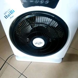 Quạt hộp B300 tản gió 3 tốc độ gió. Bảo hành 12 tháng