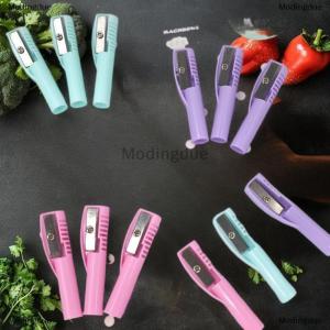 [COD] Modingdue ที่เหลาดินสอแบบแมนนวลอเนกประสงค์พร้อมฝาปิดป้องกันอุปกรณ์เครื่องเขียนแบบพกพา1 2ชิ้นสำหรับโรงเรียน