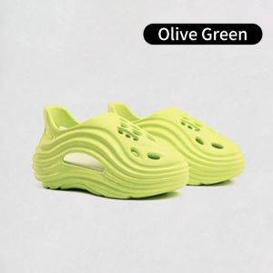 ฤดูร้อน 2024 ใหม่รองเท้าถ้ำรูปพิเศษเสื้อผ้ากีฬาสำหรับผู้ชายป้องกันการลื่นไถลและทนต่อการสึกหรอ