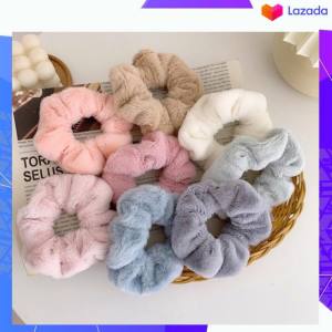 ยางรัดผม ยางมัดผมเกาหลี ยางรัดผมขนฟู ยางรัดผมขนนุ่ม ขนนิ่ม หลากสีมีให้เลือก6สี พร้อมส่งจากไทย