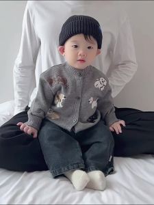 Korean boys spring and autumn sweaters 2026 Stylish cartoon puppy knitted cardigan versatile jacket for kids trendy