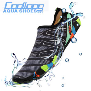 ใส่ได้ทั้งหญิงและชาย รองเท้าเดินชายหาด กันลื่น รองเท้าว่ายน้ำ รองเท้าเดินทะเล แห้งไว ดำน้ำรองเท้า  รองเท้ายน้ำแท้ 100%