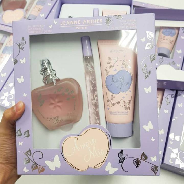 น้ำหอม เซ็ต Jeanne Arthes Amore Mio Set (Natural Spray +