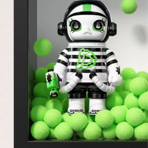 molly MEGA SPACE MOLLY 100% Series 4 Figures POP MART blind action figure collection decorative gift toy doll