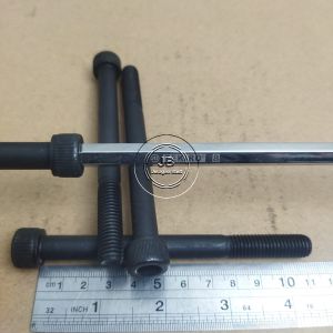 vBAUT L BAJA M10X110 PANJANG 11CM 11 CM BAUD L BAJA M10 X 110 KUNCI L8 L 8 KUNCI PAS 17 HALF DRAT WARNA HITAM BAUT 17 SOCKET HEX CAP SCREW 10 X 110 10X110 110MM 110 MM M10 X110 M10X 110 RING 17 GRADE 12.11 PITCH DRAT 1.5 DIAMETER BODY 10MM
