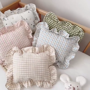 28x34cm Kích thước nhỏ gối kiểu Bắc Âu bé gối tựa lưng với xù cạnh cho bộ đồ giường trẻ sơ sinh và vườn ươm decors