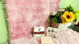 SR12 Milky Rice Soap Sabun Herbal Pembersih Muka Dengan Ekstrak Susu Beras Cocok Untuk Kulit Kombinasi Dab Berjerawat Disarankan Bagi Remaja Hingga Dewasa Cewek Atau Cowok Mengatasi Jerawat Mencerahkan Glowing Alami Bpom