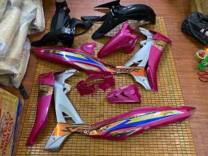 Bộ vỏ nhựa xe máy Sirius hàng Việt Nam loại 1 màu Hồng