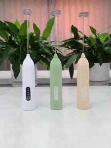 Pembuih Elektrik 电动打泡器打蛋器搅拌棒 Electric Milk Frother 打发牛奶咖啡奶泡鸡蛋手持搅拌器 Handheld Whisk Mixer Kitchen Tool