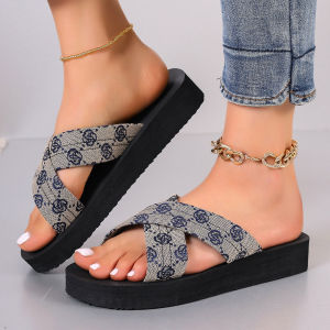 Free Shipping Slpers New Plus-Size Thick-Soled Flat Sandals Featuring A Single-Strap Crisscross Design For Casual Wear