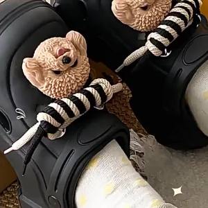 [Free Shipping] Cute womens clogs new summer style thick-soled non-slip versatile for indoor and outdoor wear womens closed-toe sandals