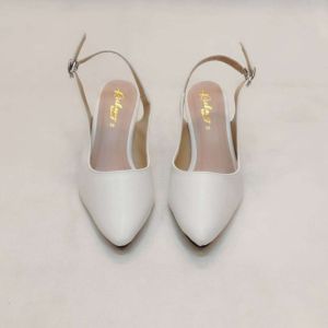 รองเท้าส้นสูงรัดสั้น 2 นิ้ว หัวแหลม ทำในไทย รองเท้าแฟชั่น รองเท้าทำงาน