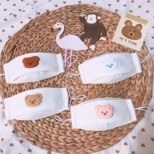 Khẩu trang muslin handmade hình gấu thêu cute chống nắng tái sử dụng nhiều lần