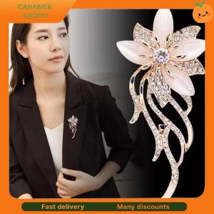❣️❣️❣️ Running Time Plant Opal Flower Brooch Suit Luxury Temperament Pin Exquisite Fashion Hundred Collocation Decoration